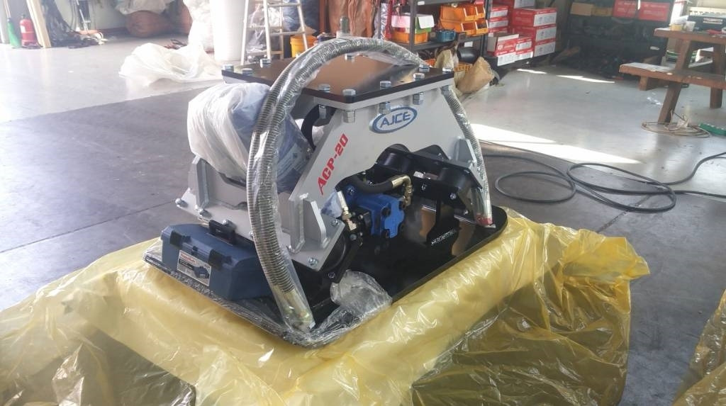 AJCE ACP-20 Vibration Plate Compactor - Виброплита: фото 5 AJCE ACP-20 Vibration Plate Compactor - Виброплита: фото 5