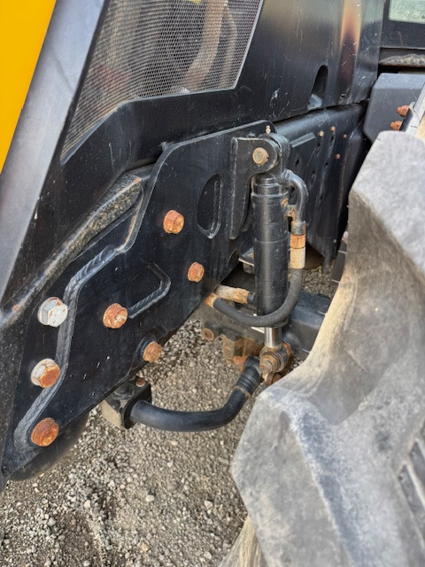 JCB 4220 fastrac - Трактор: фото 4 JCB 4220 fastrac - Трактор: фото 4