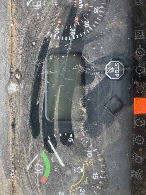 Трактор JOHN DEERE 6400: фото 10