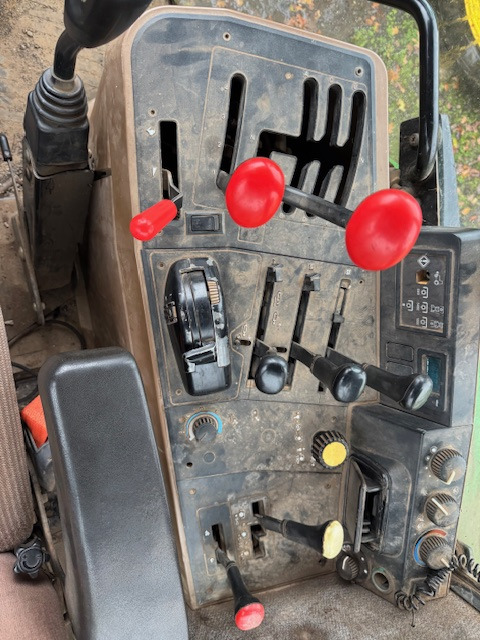 Трактор JOHN DEERE 6400: фото 8