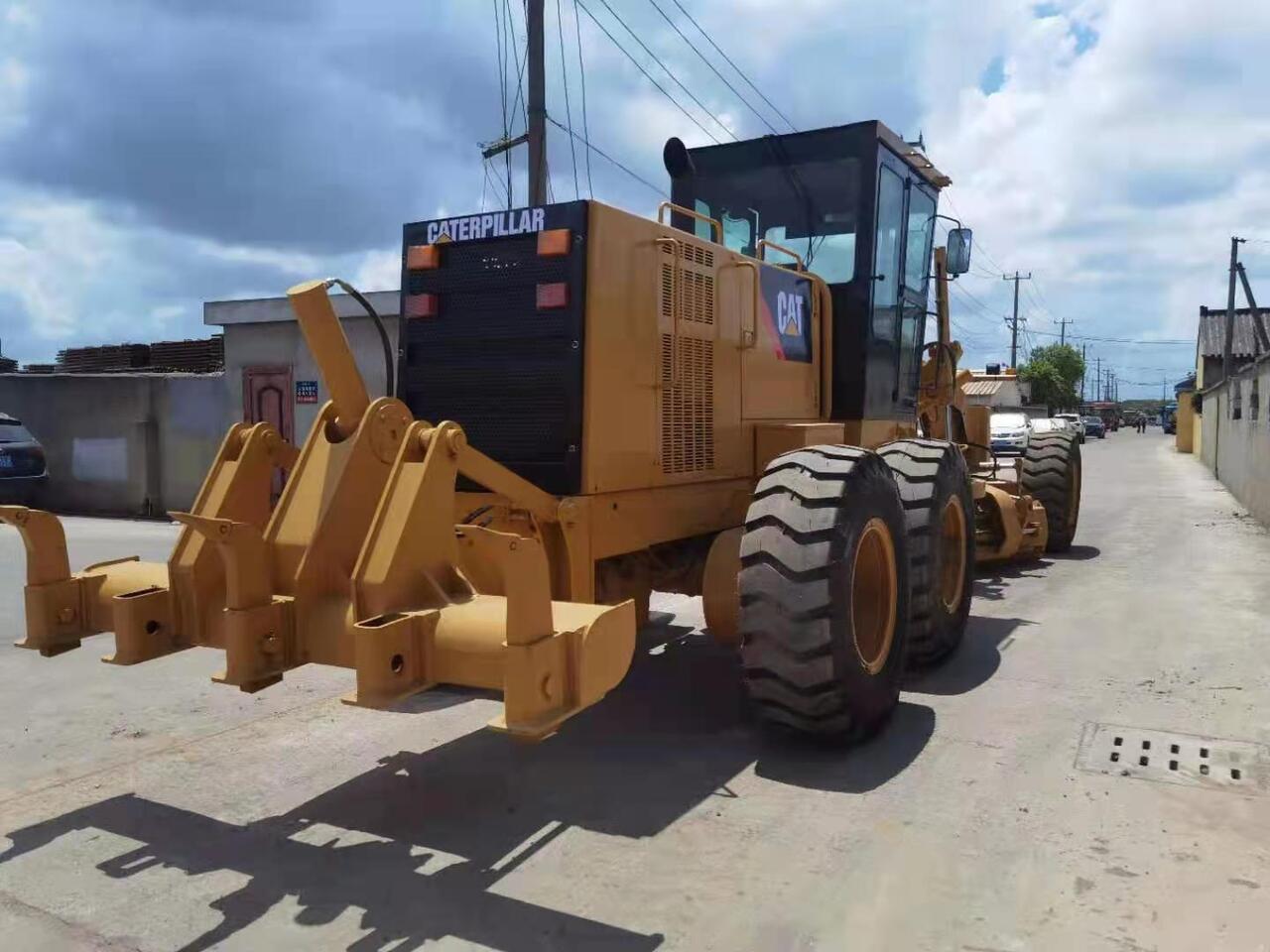 CATERPILLAR 140G - Грейдер: фото 2 CATERPILLAR 140G - Грейдер: фото 2