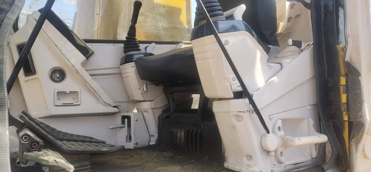 CATERPILLAR 320BL - Гусеничный экскаватор: фото 3 CATERPILLAR 320BL - Гусеничный экскаватор: фото 3