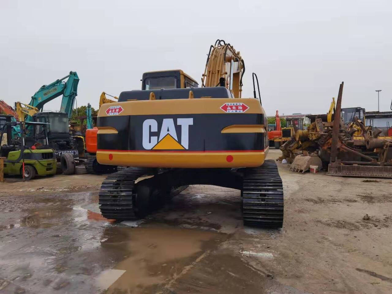 CATERPILLAR 320BL - Гусеничный экскаватор: фото 4 CATERPILLAR 320BL - Гусеничный экскаватор: фото 4