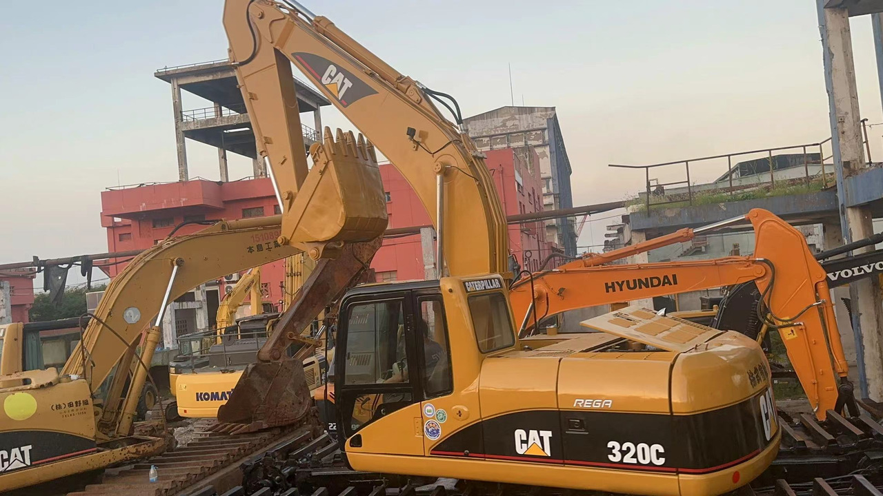 CATERPILLAR 320C - Водный экскаватор: фото 4 CATERPILLAR 320C - Водный экскаватор: фото 4