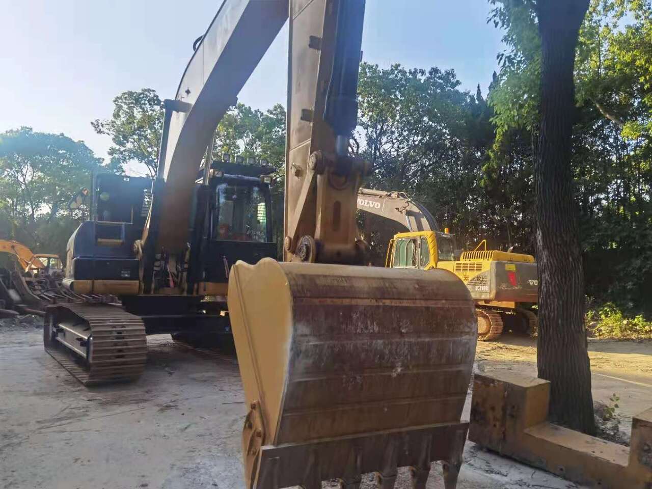 CATERPILLAR 320D - Гусеничный экскаватор: фото 5 CATERPILLAR 320D - Гусеничный экскаватор: фото 5