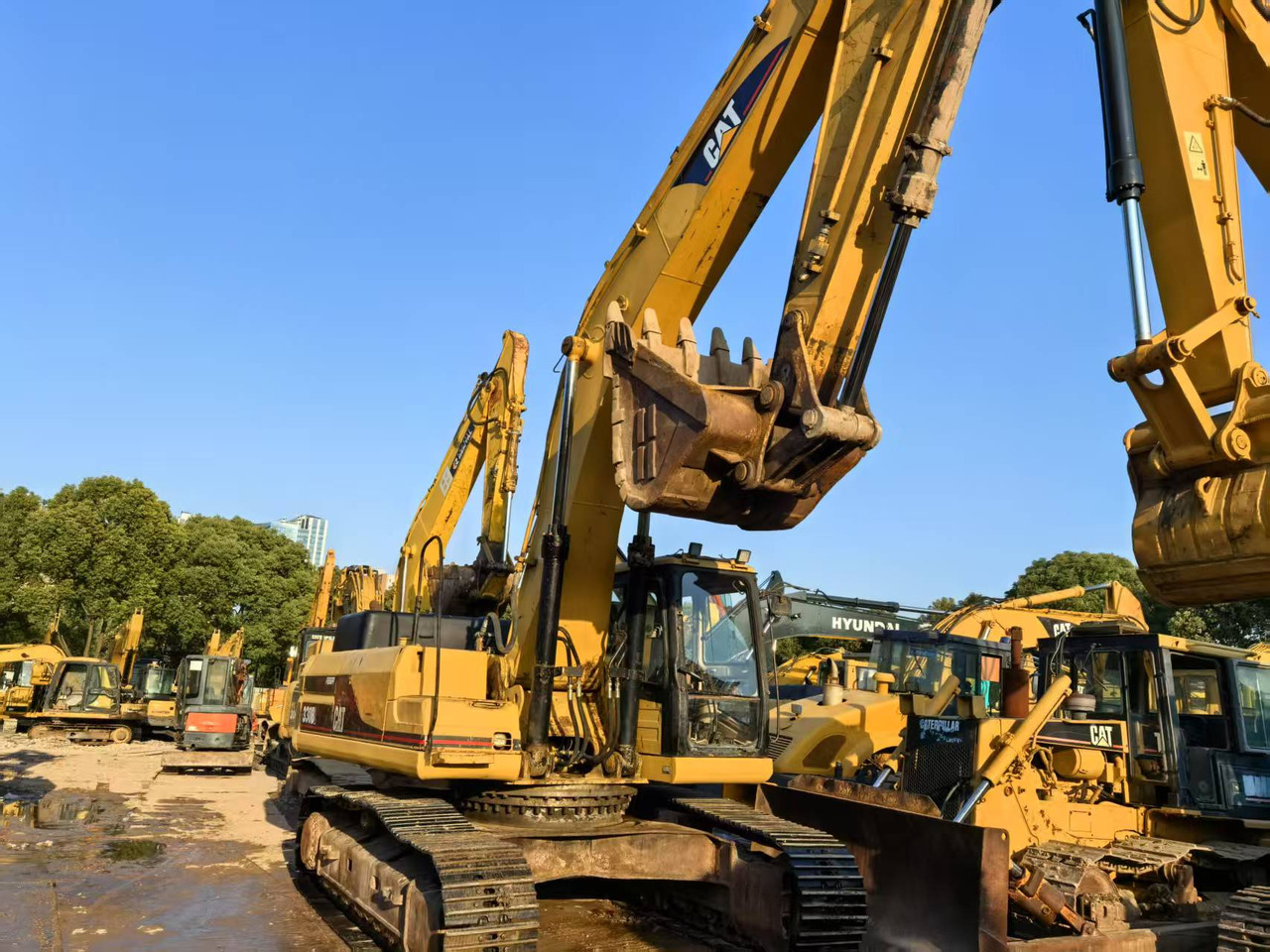 CATERPILLAR 330B - Гусеничный экскаватор: фото 3 CATERPILLAR 330B - Гусеничный экскаватор: фото 3