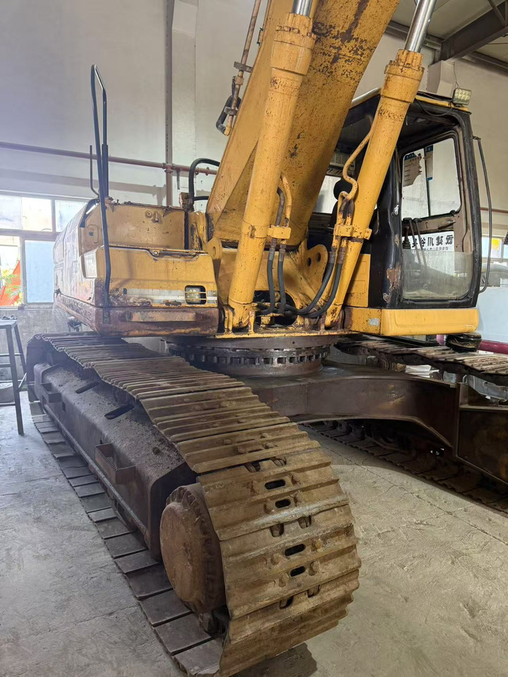 CATERPILLAR 330B - Гусеничный экскаватор: фото 3 CATERPILLAR 330B - Гусеничный экскаватор: фото 3