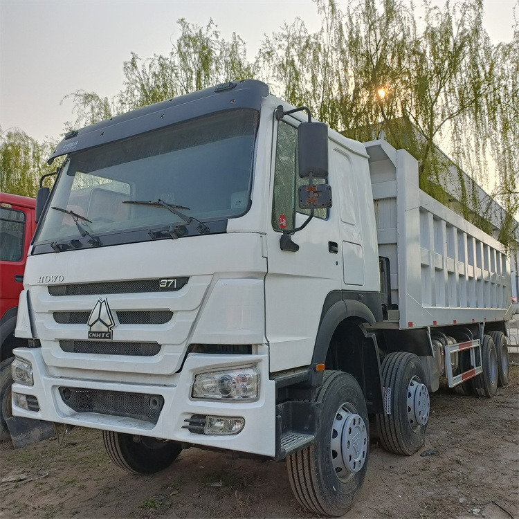 Самосвал HOWO HOWO 8x4 371-White: фото 6