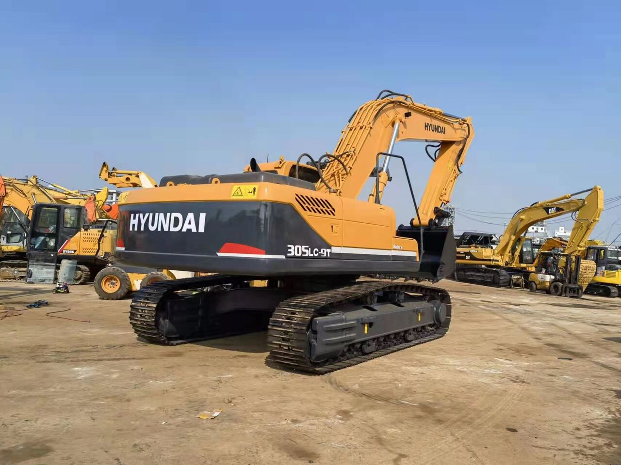 HYUNDAI R305LC-9T - Гусеничный экскаватор: фото 5 HYUNDAI R305LC-9T - Гусеничный экскаватор: фото 5