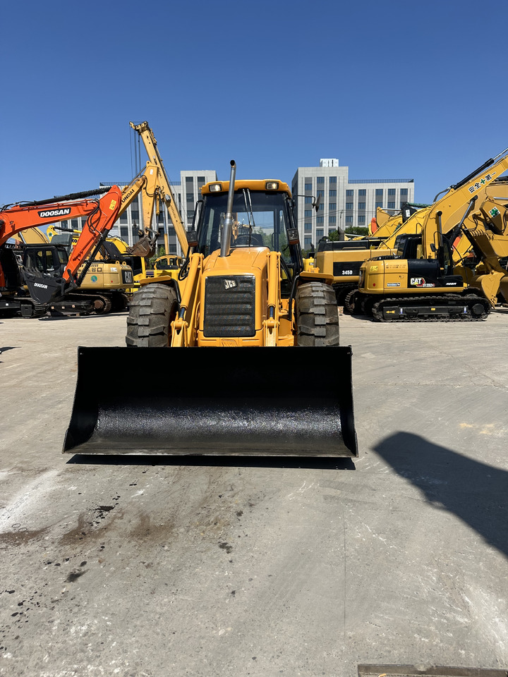 JCB 4CX - Экскаватор-погрузчик: фото 4 JCB 4CX - Экскаватор-погрузчик: фото 4