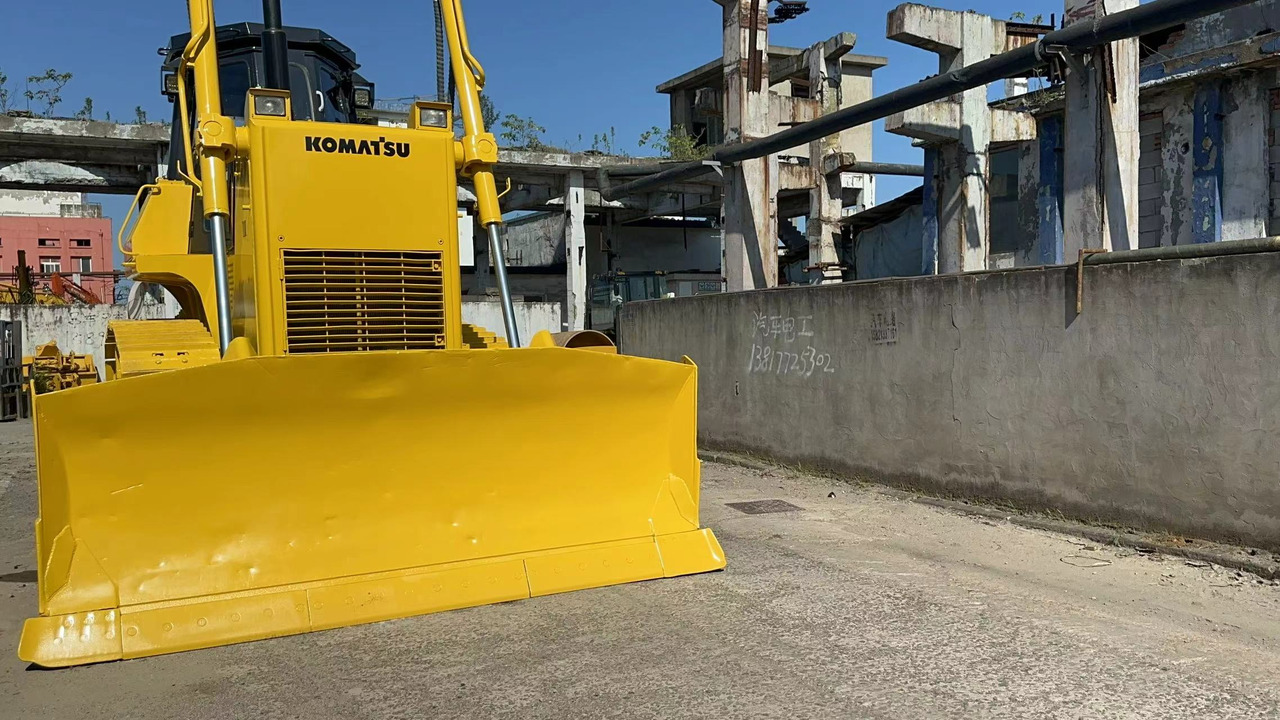 KOMATSU D85ESS-2 - Бульдозер: фото 4 KOMATSU D85ESS-2 - Бульдозер: фото 4