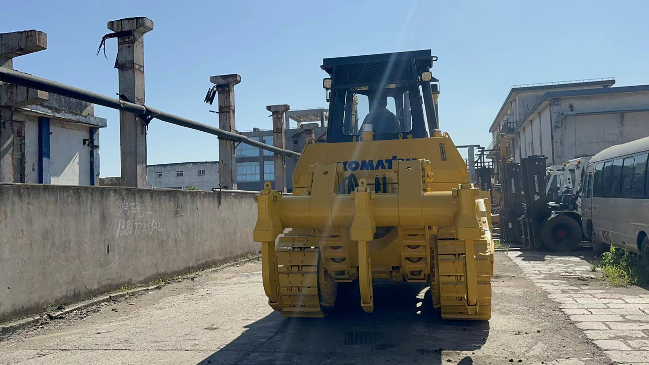 KOMATSU D85ESS-2 - Бульдозер: фото 3 KOMATSU D85ESS-2 - Бульдозер: фото 3