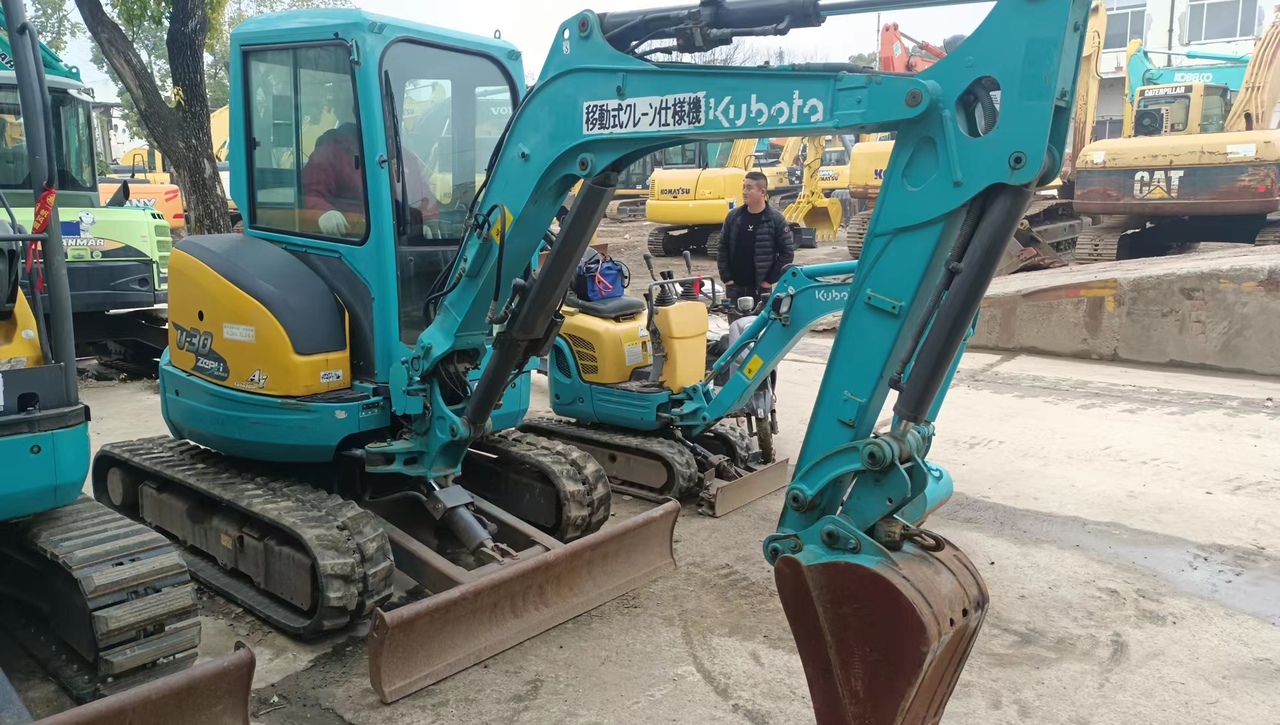 KUBOTA U-30 - Мини-экскаватор: фото 1 KUBOTA U-30 - Мини-экскаватор: фото 1