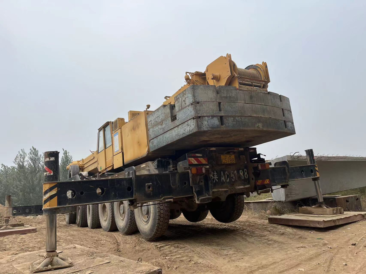 LIEBHERR LTM1170N - Кран: фото 1 LIEBHERR LTM1170N - Кран: фото 1