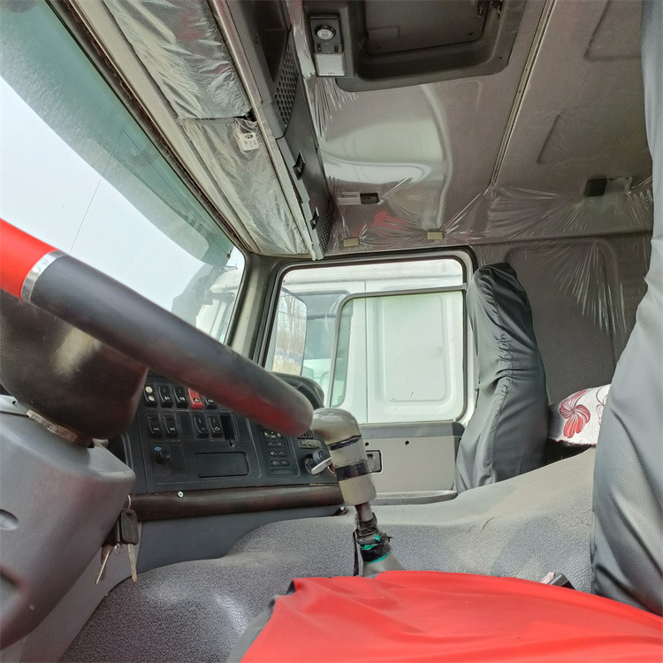 HOWO HOWO 6x4 371 tractor лизинг HOWO HOWO 6x4 371 tractor: фото 11