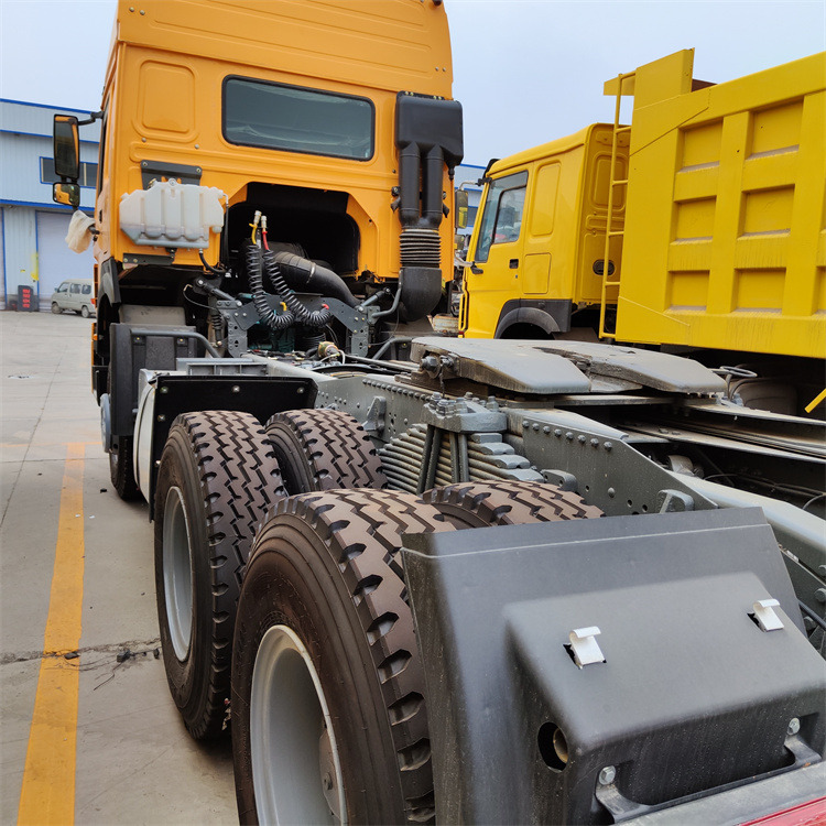 HOWO HOWO 6x4 371 tractor лизинг HOWO HOWO 6x4 371 tractor: фото 6