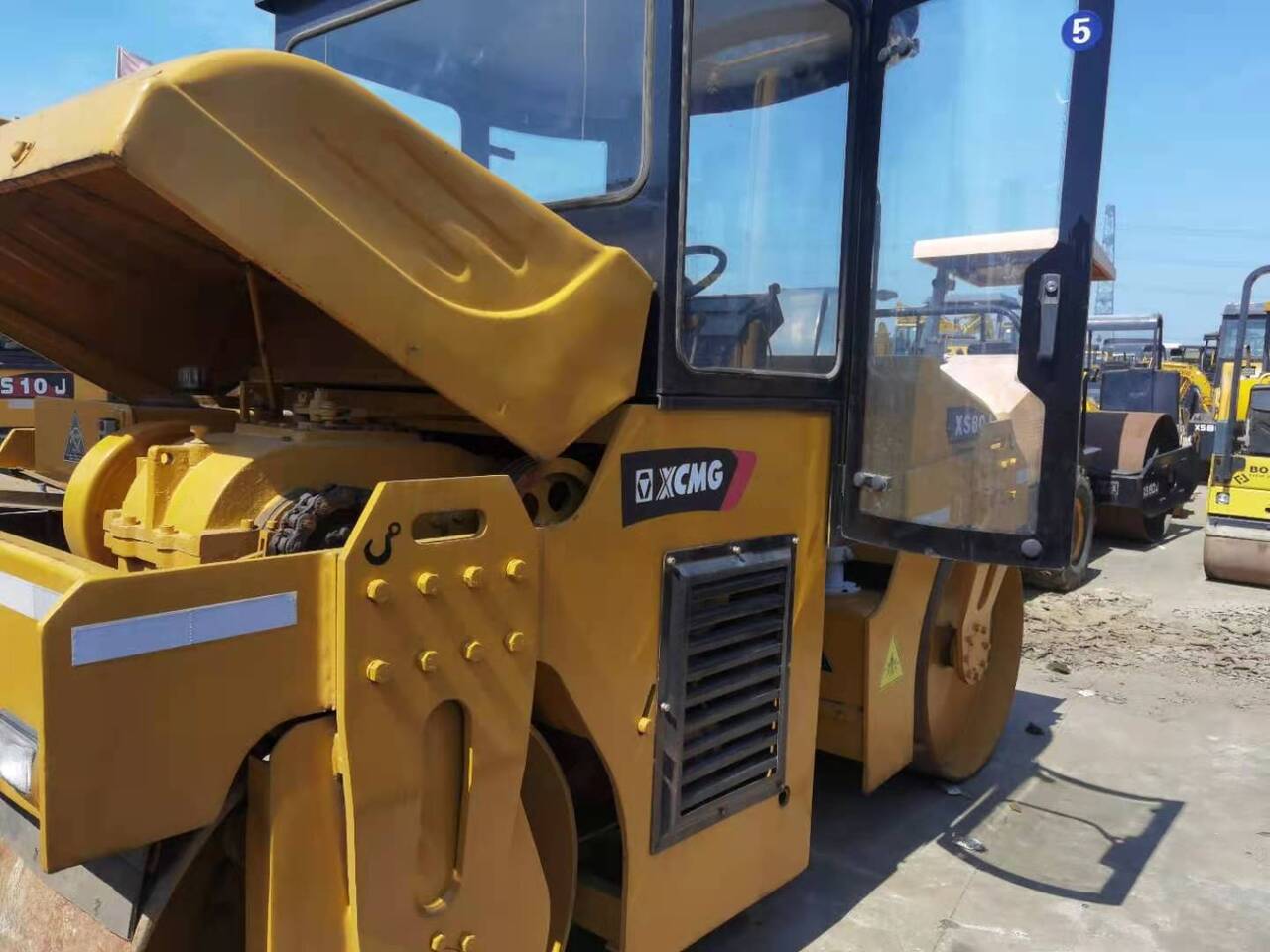 XCMG XS80J - Каток: фото 4 XCMG XS80J - Каток: фото 4