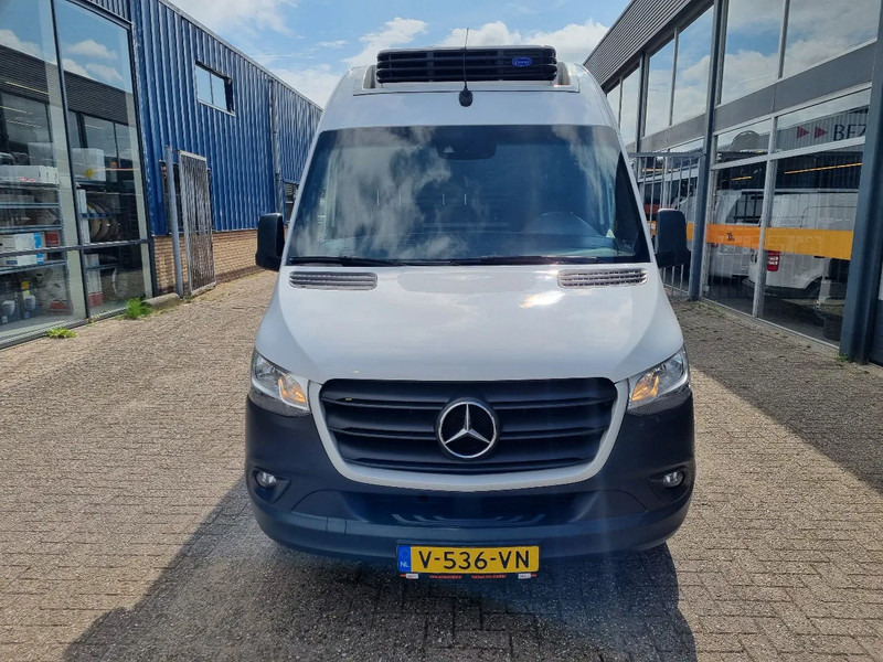 Mercedes-Benz Sprinter 316 CDI Koelwagen Carrier Xarios 350 st 230V +20C/-20C Euro 6 - Малотоннажный рефрижератор: фото 3 Mercedes-Benz Sprinter 316 CDI Koelwagen Carrier Xarios 350 st 230V +20C/-20C Euro 6 - Малотоннажный рефрижератор: фото 3