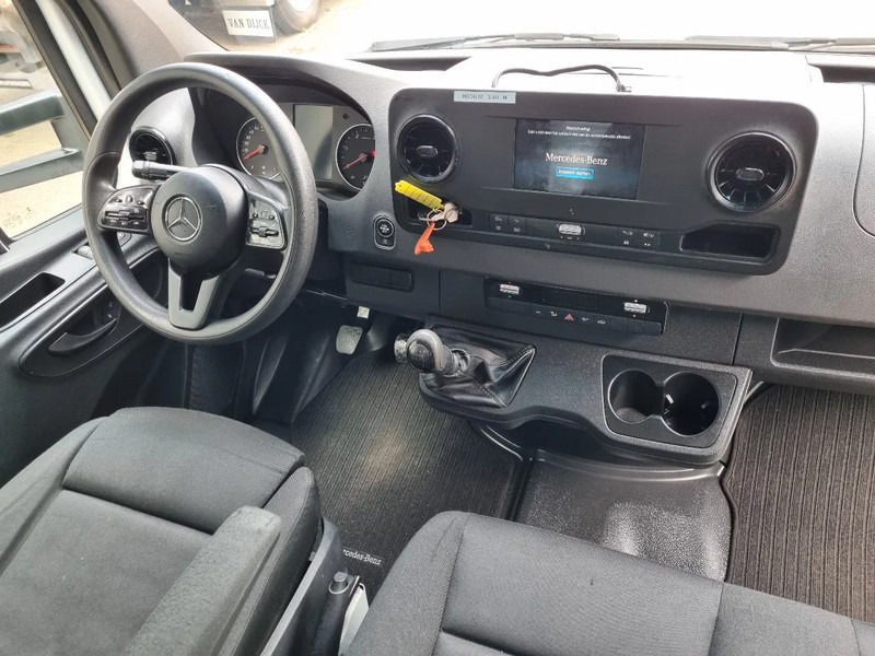 Фото интерьера 1: Малотоннажный фургон Mercedes-Benz Sprinter 514 CDI Koffer 22M3 /234 cm Hoog /1000 KG LBW / Euro 6