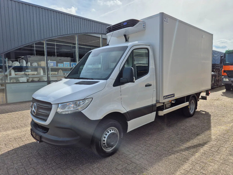 Mercedes-Benz Sprinter 516 CDI/ Kuhlkoffer/ Carrier Xarios 300/ -20/ +20/ Standby 230V - Малотоннажный рефрижератор: фото 5 Mercedes-Benz Sprinter 516 CDI/ Kuhlkoffer/ Carrier Xarios 300/ -20/ +20/ Standby 230V - Малотоннажный рефрижератор: фото 5