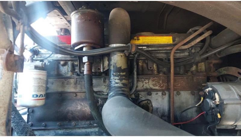 DAF 1900 4X2 HOLLAND TUCK FULL STEEL SUSPENSION MANUAL GEARBOX - Грузовик-шасси: фото 4 DAF 1900 4X2 HOLLAND TUCK FULL STEEL SUSPENSION MANUAL GEARBOX - Грузовик-шасси: фото 4