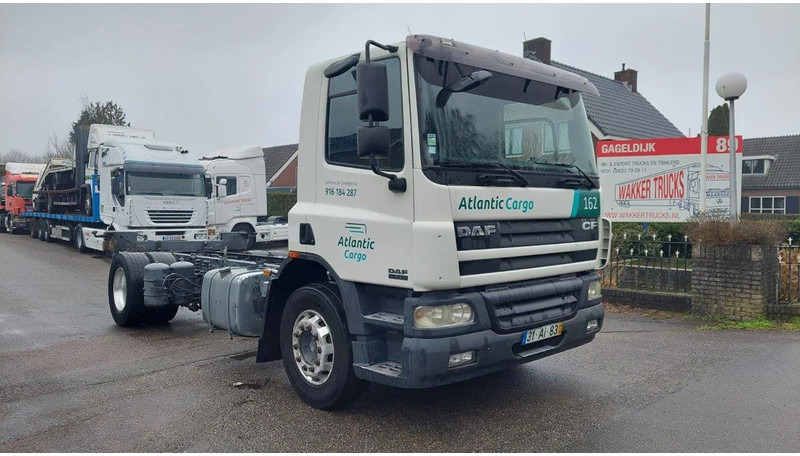 DAF CF 310 4x2 Chassis - Грузовик-шасси: фото 2 DAF CF 310 4x2 Chassis - Грузовик-шасси: фото 2