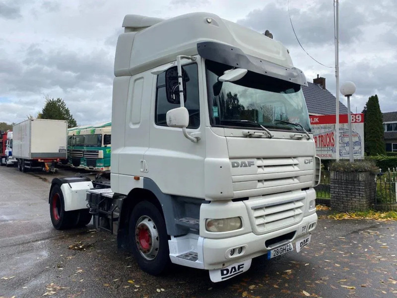 DAF CF 85.410 85CF 410 AUTOMATIC - Тягач: фото 4 DAF CF 85.410 85CF 410 AUTOMATIC - Тягач: фото 4