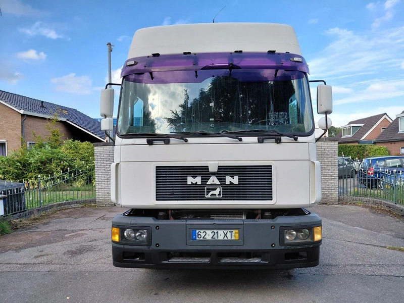 MAN 19.463 F2000 460 HP MANUAL ZF GEARBOX PERFECT CONDITION - Тягач: фото 2 MAN 19.463 F2000 460 HP MANUAL ZF GEARBOX PERFECT CONDITION - Тягач: фото 2