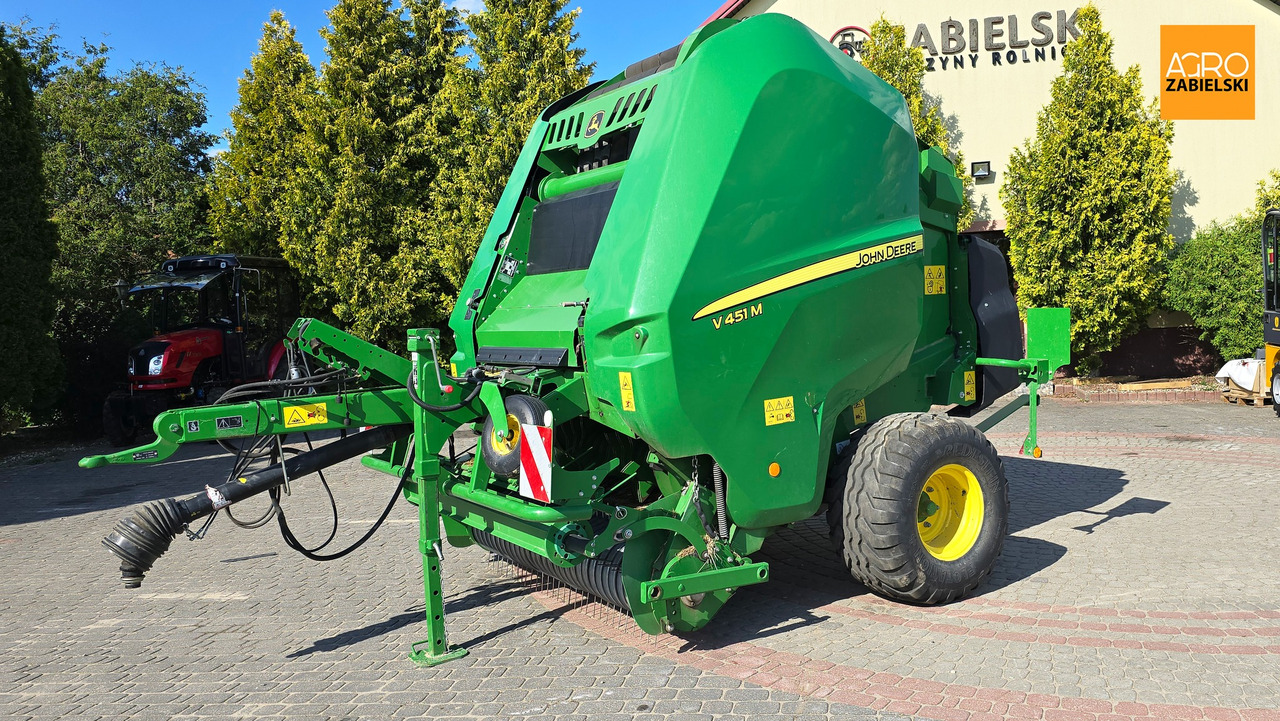JOHN DEERE - Пресс-подборщик рулонный: фото 1 JOHN DEERE - Пресс-подборщик рулонный: фото 1