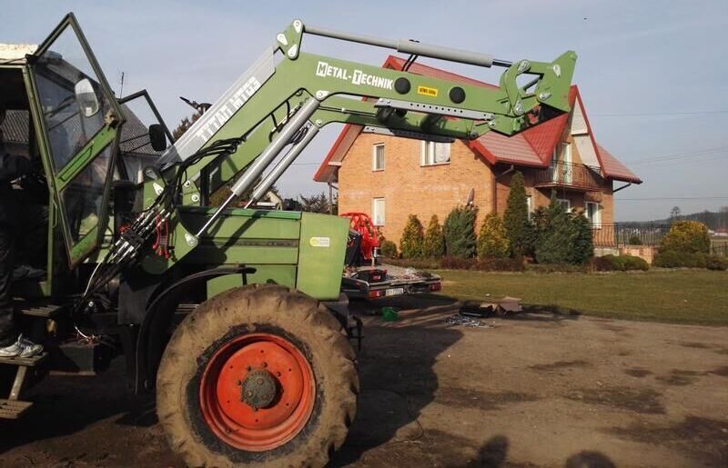 Metal-Technik für FENDT 309 TURBOMATIK - Фронтальный погрузчик для трактора: фото 4 Metal-Technik für FENDT 309 TURBOMATIK - Фронтальный погрузчик для трактора: фото 4