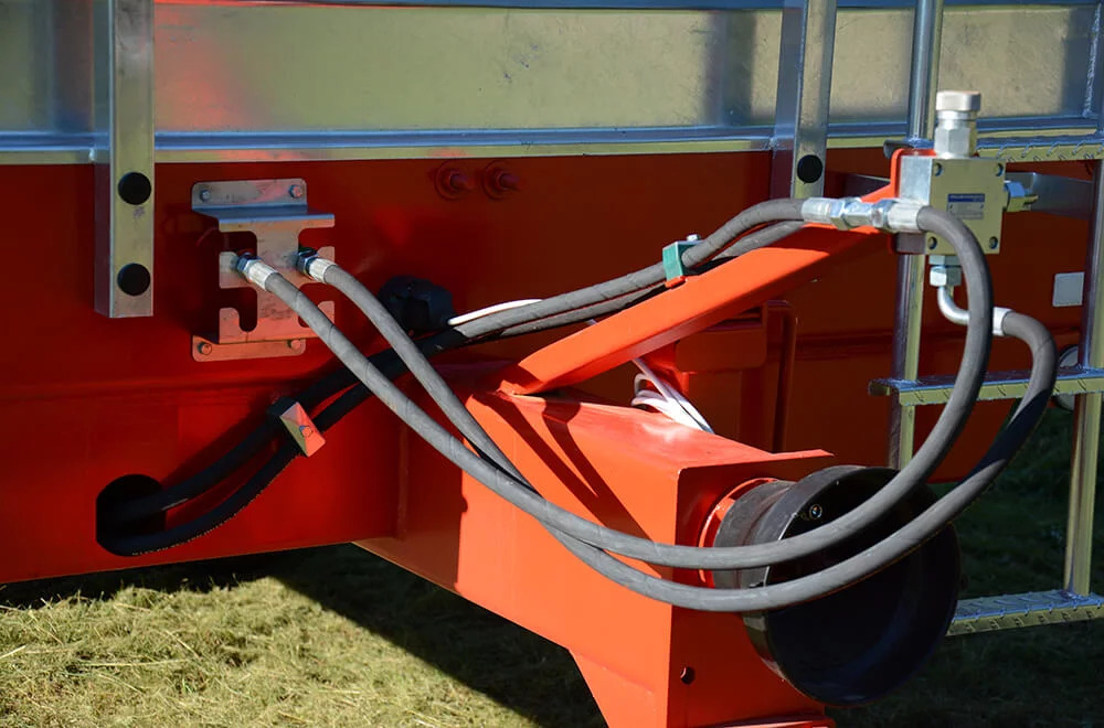 Roltrans N250/4 HELIOS - Разбрасыватель удобрений: фото 2 Roltrans N250/4 HELIOS - Разбрасыватель удобрений: фото 2