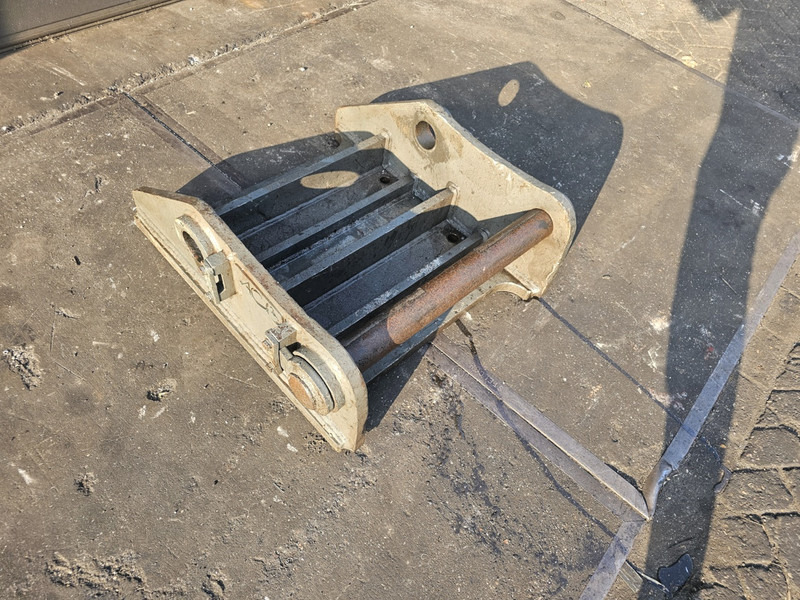 Liebherr adaptor plate sw66 liebherr sw66 likufix - Сцепное устройство для Строительной техники: фото 5 Liebherr adaptor plate sw66 liebherr sw66 likufix - Сцепное устройство для Строительной техники: фото 5