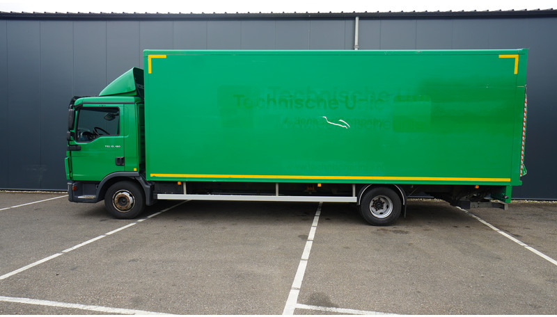 MAN TGL12.180 4X2 CLOSED BOX - Грузовик с закрытым кузовом: фото 1 MAN TGL12.180 4X2 CLOSED BOX - Грузовик с закрытым кузовом: фото 1