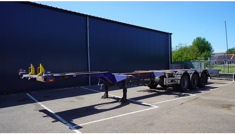 Pacton Extendable container transport trailer - Полуприцеп-контейнеровоз/ Сменный кузов: фото 2 Pacton Extendable container transport trailer - Полуприцеп-контейнеровоз/ Сменный кузов: фото 2
