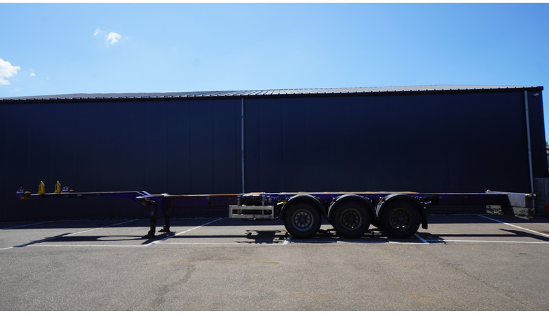 Pacton Extendable container transport trailer - Полуприцеп-контейнеровоз/ Сменный кузов: фото 1 Pacton Extendable container transport trailer - Полуприцеп-контейнеровоз/ Сменный кузов: фото 1