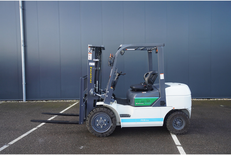 Eurotrac FE 30 ECO ELECTRIC FORKLIFT - Строительная техника: фото 1 Eurotrac FE 30 ECO ELECTRIC FORKLIFT - Строительная техника: фото 1