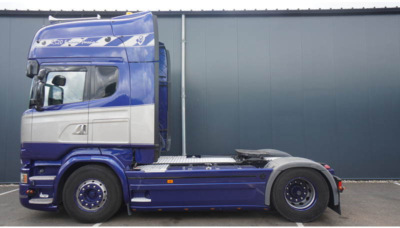 Scania R 520 V8 RETARDER TOPLINE ADR - Тягач: фото 1 Scania R 520 V8 RETARDER TOPLINE ADR - Тягач: фото 1
