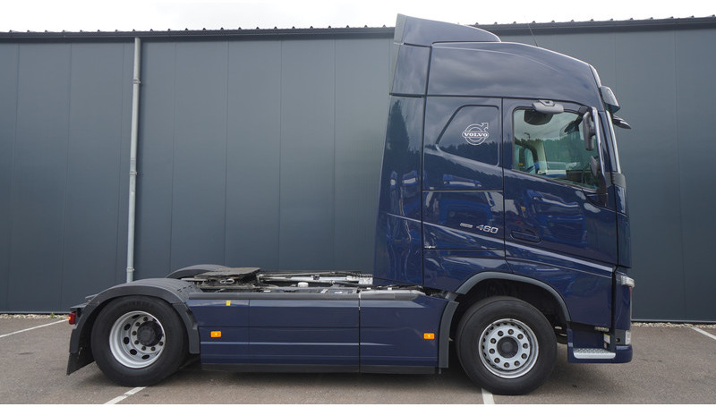 Volvo FH 460 GLOBETROTTER EURO 6 629.000KM - Тягач: фото 2 Volvo FH 460 GLOBETROTTER EURO 6 629.000KM - Тягач: фото 2