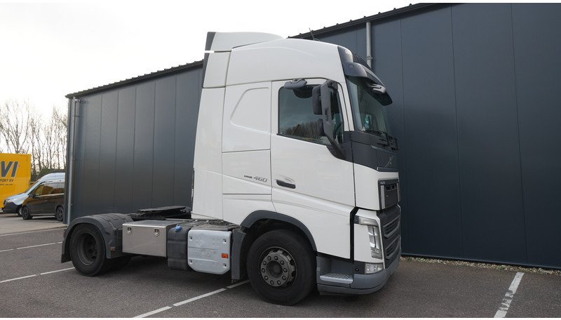 Volvo FH 460 GLOBETROTTER EURO 6 725.300KM - Тягач: фото 4 Volvo FH 460 GLOBETROTTER EURO 6 725.300KM - Тягач: фото 4