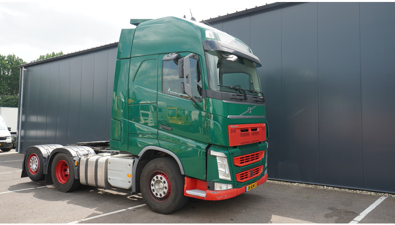 Volvo FH 500 6X2 EURO 6 GLOBETROTTER - Тягач: фото 4 Volvo FH 500 6X2 EURO 6 GLOBETROTTER - Тягач: фото 4
