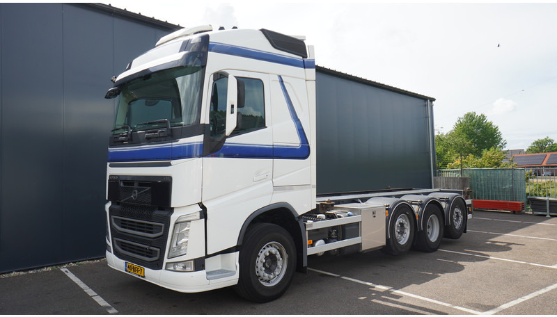 Volvo FH 460 8X2 20 FT CONTAINER TRANSPORT TRUCK - Грузовик-контейнеровоз/ Сменный кузов: фото 3 Volvo FH 460 8X2 20 FT CONTAINER TRANSPORT TRUCK - Грузовик-контейнеровоз/ Сменный кузов: фото 3