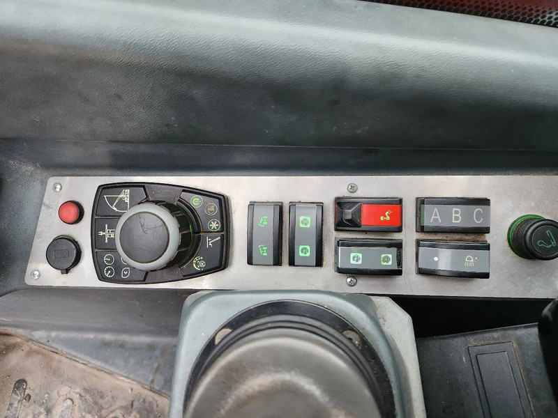 Погрузчик MAGNI RTH5.39S, 39m,8807H, 5000kg, 2016, Airco, Remote, Like new: фото 12