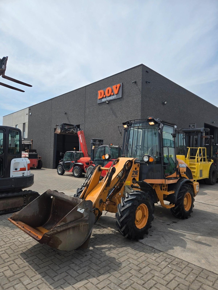 Case 21E - Колёсный погрузчик: фото 1 Case 21E - Колёсный погрузчик: фото 1