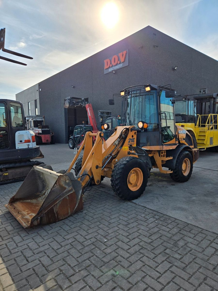 Case 21E - Колёсный погрузчик: фото 2 Case 21E - Колёсный погрузчик: фото 2