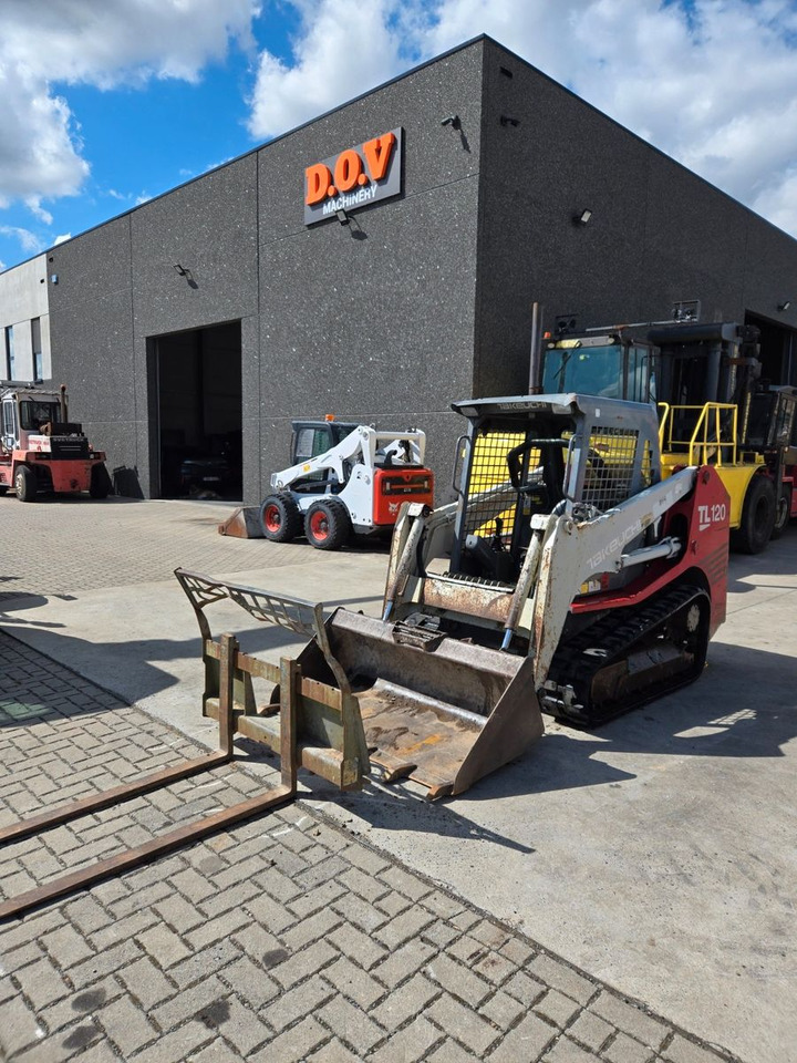 Takeuchi TL120 - Колёсный погрузчик: фото 1 Takeuchi TL120 - Колёсный погрузчик: фото 1