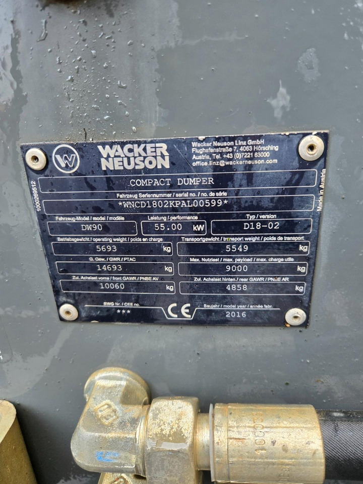 Wacker DW90 - Мини-самосвал: фото 3 Wacker DW90 - Мини-самосвал: фото 3