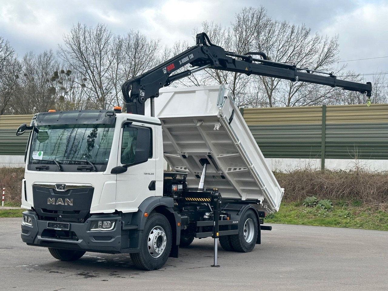 MAN TGM 18.320 4x2 Euro6e Hiab X-HiDuo 138DS-3 - Самосвал, Автоманипулятор: фото 1 MAN TGM 18.320 4x2 Euro6e Hiab X-HiDuo 138DS-3 - Самосвал, Автоманипулятор: фото 1