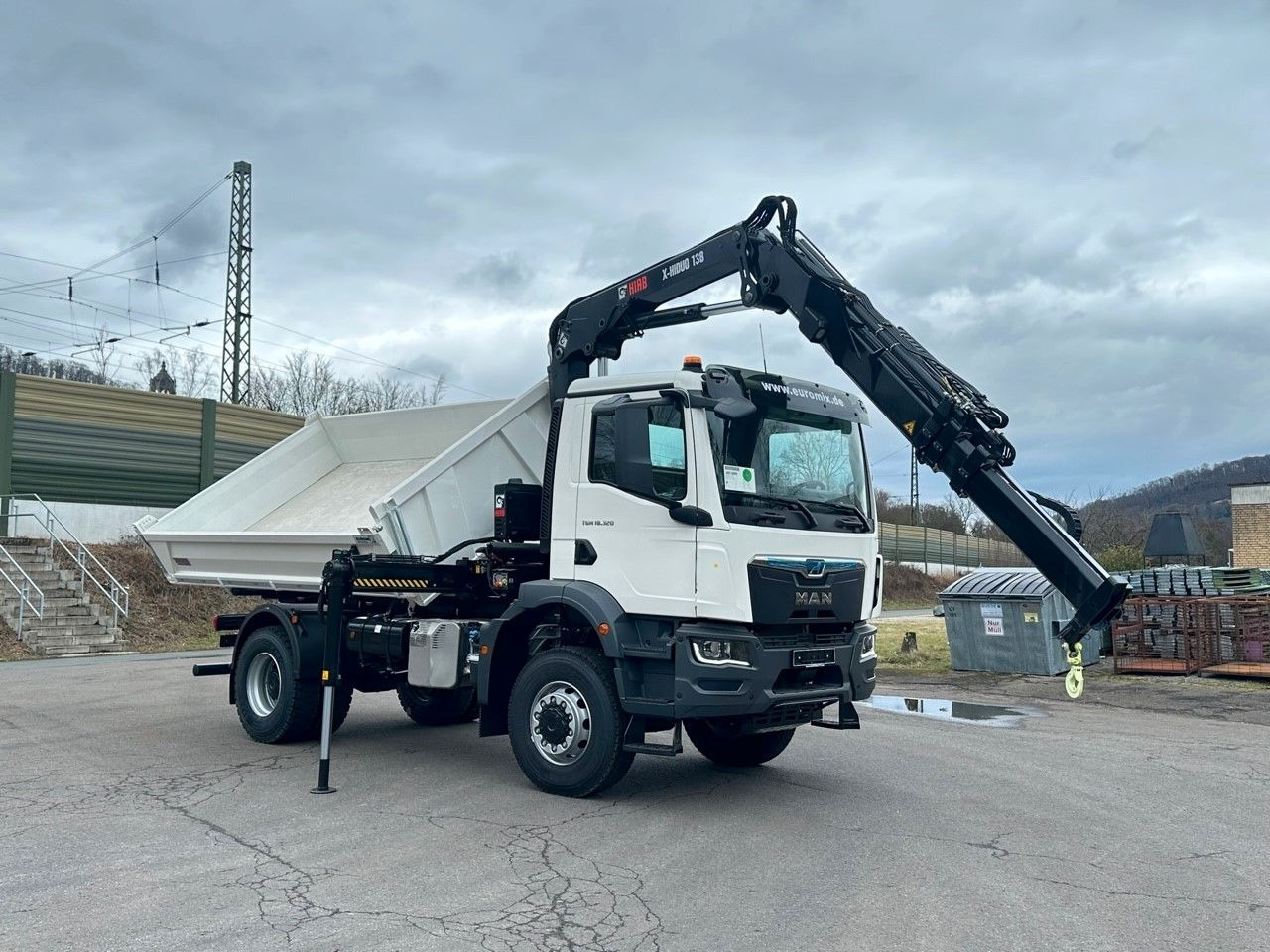 MAN TGM 18.320 4x4 Euro6e Hiab X-HiDuo 138DS-3 - Самосвал, Автоманипулятор: фото 5 MAN TGM 18.320 4x4 Euro6e Hiab X-HiDuo 138DS-3 - Самосвал, Автоманипулятор: фото 5