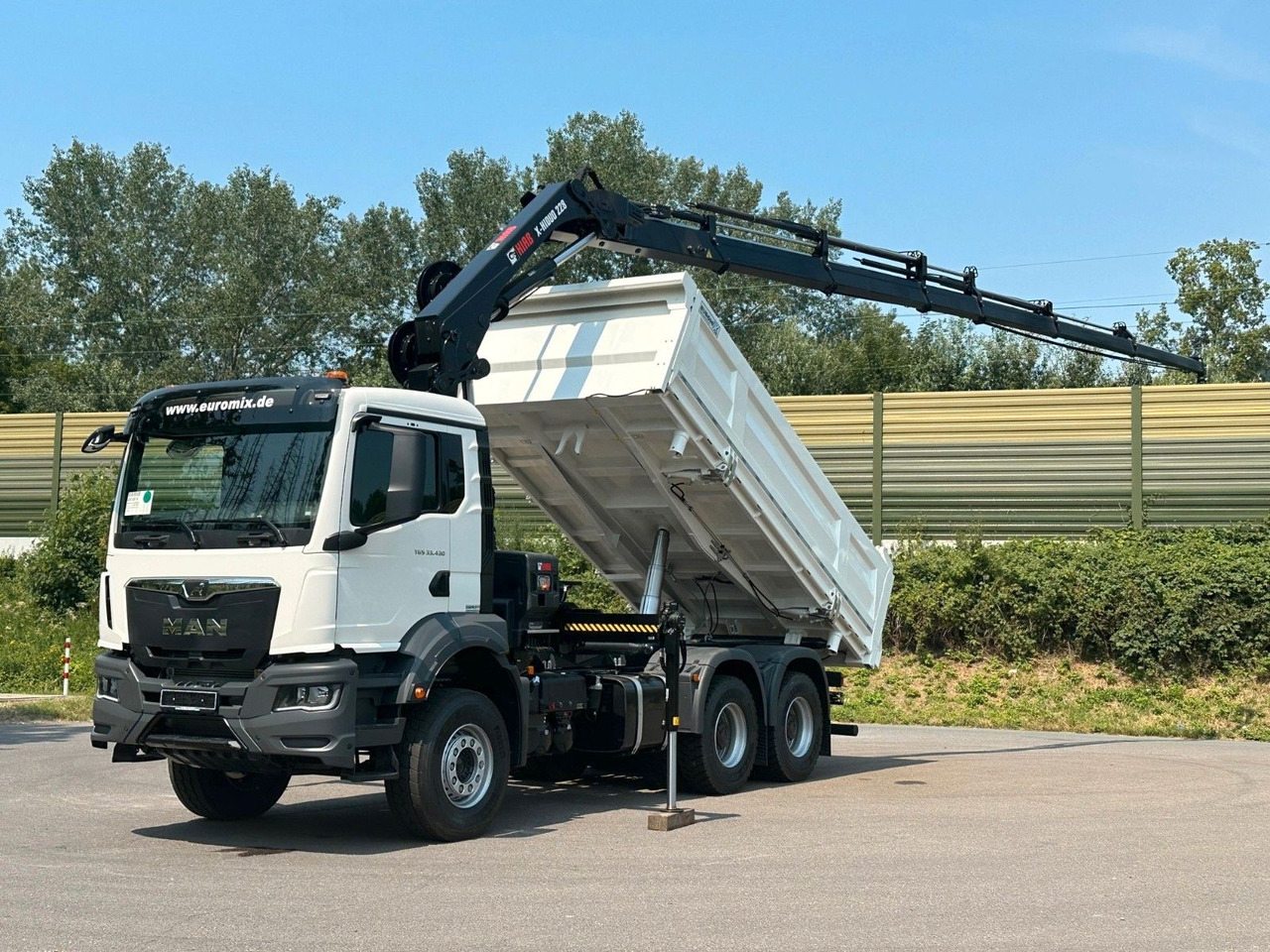 MAN TGS 33.440 6x4 /3-Seiten- Kipper / HIAB 228-6 - Самосвал, Автоманипулятор: фото 5 MAN TGS 33.440 6x4 /3-Seiten- Kipper / HIAB 228-6 - Самосвал, Автоманипулятор: фото 5