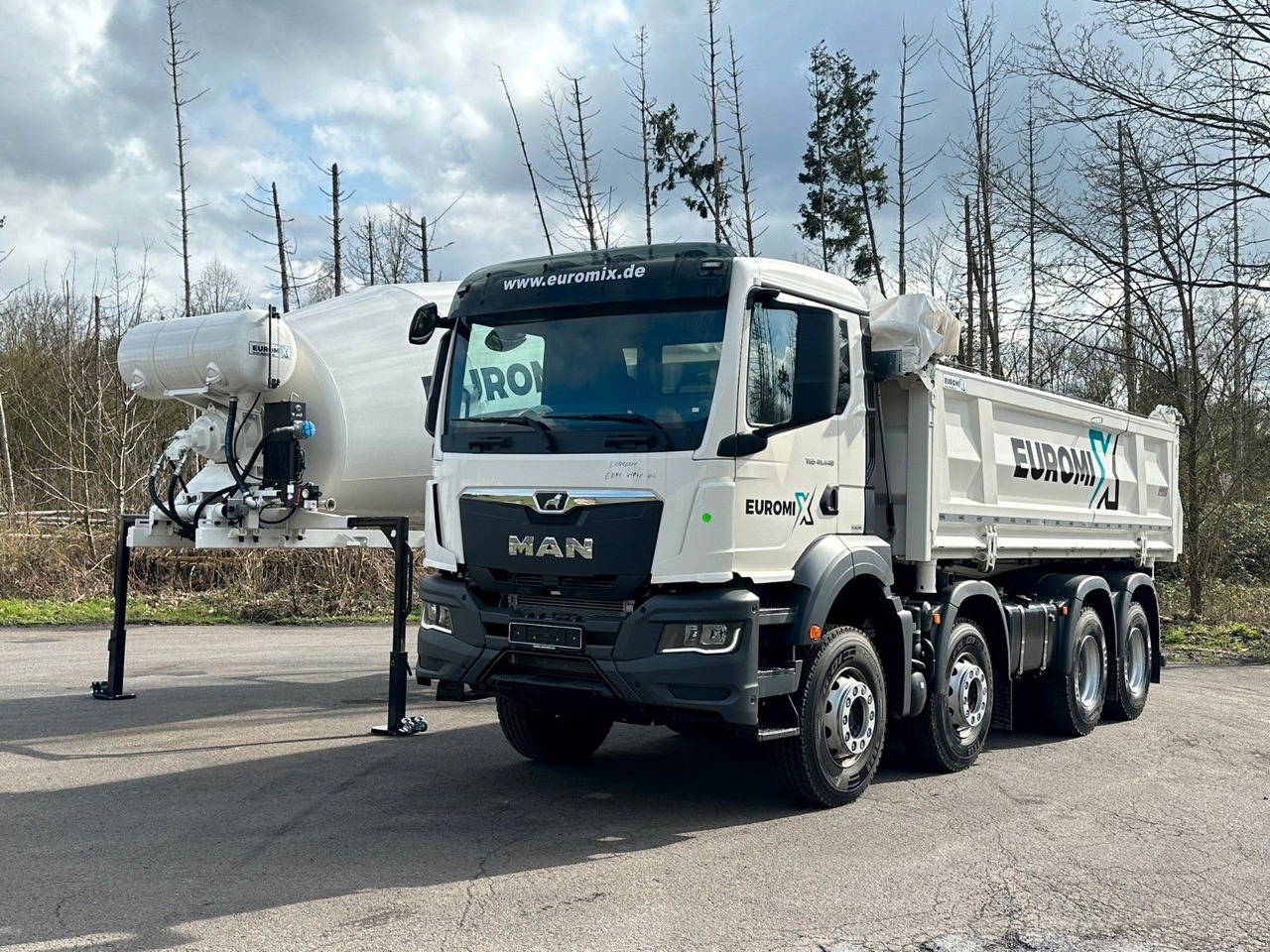 MAN TGS 41.440 8x4 WECHSELSYSTEM KIPPER+MISCHER - Самосвал: фото 1 MAN TGS 41.440 8x4 WECHSELSYSTEM KIPPER+MISCHER - Самосвал: фото 1